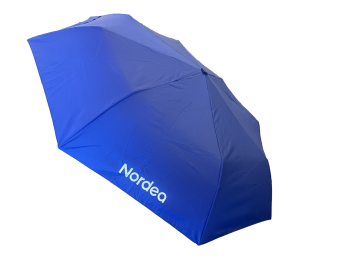 Foldable umbrella